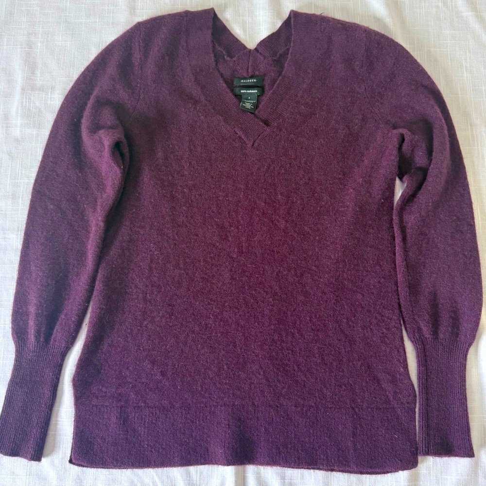 Halogen 100% Cashmere Sweater Womens Small‎ Vneck Burgundy Pullover